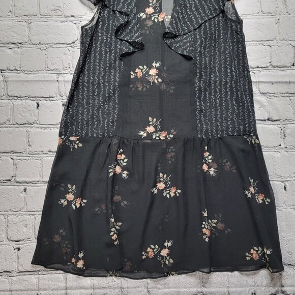 BCBGeneration Sheer Black Floral Print Flutter Sleeve Slip Dress Size XS - Picture 3 of 10